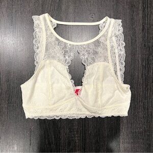Daytrip Cream Lace Bralette Top